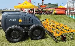 Дочка "Сбера" разработала полностью автономный робот трактор с искусственным интеллектом Дочка "Сбера" разработала полностью автономный робот трактор с искусственным интеллектом