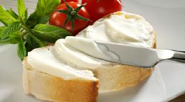 Минсельхоз предложил исключить «сырный продукт» из техрегламента ТС на молоко